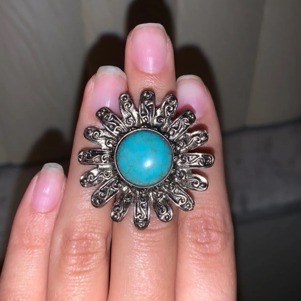 Flower ring